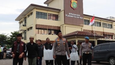 Tebar Kebahagiaan di Bulan Ramadhan, Polres Priok Santuni Anak Yatim dan Buka Puasa Bersama Jurnalis Jakarta Utara