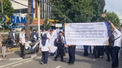Fenomena Penghinaan Terhadap Profesi Jurnalis, Diusir Saat Meliput Demo Karyawan DAMRI di Kantor Pusat