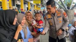 Pengamanan Humanis Embarkasi KM Kelud di Tanjung Priok Berjalan Aman dan Tertib