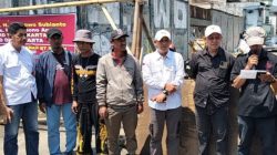 Tuntut Ganti Rugi Lahan, Ahli Waris Saanah Blokir Jalan Kapuk Pulo Hingga Ada Kepastian Pembayaran