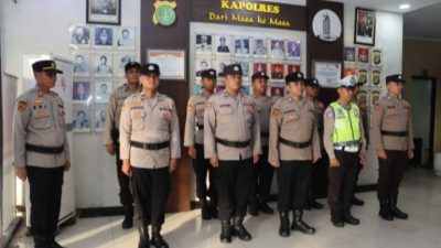 Upacara Kenaikan Pangkat Pengabdian Personel Polres Pelabuhan Tanjung Priok