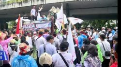 Ingatkan Janji Politik & Amanat Konstitusi, Ribuan Guru Madrasah Ketuk Pintu DPR, Kesejahteraan Kami Bukan Kemewahan, Tapi Hak Negara