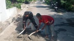 Kerja Bakti, Babinsa Kodim Ponorogo Bersama Warga Gotong Royong Bangun Mushala