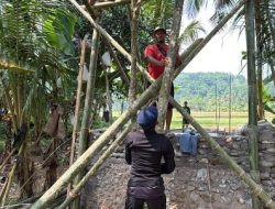 Dukung Mobilitas Warga, Satbrimob Polda Banten Revitalisasi Jembatan di Bayah