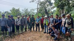 PT Gilang Hydro Lestari dan PT Nusa Konstruksi Enjiniring Perbaiki Akses Jalan Warga di Cilograng