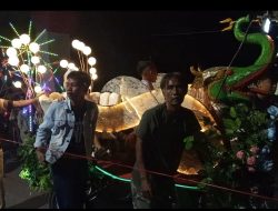 Malam 1 Syuro Menggema di Karangsuwung, Ratusan Jamaah Al Falah Tumpah Ruah Ikuti Pawai Obor 1448 H