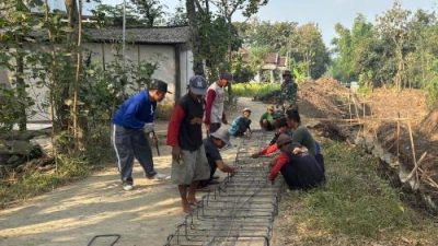 Pra TMMD ke 129 Berlangsung, TNI dan Masyarakat Desa Bulu Lor Antusias Bekerja