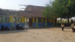 Atap Ruang Kelas Ambruk di SDN 1 Gempol Cirebon, Dari Oktober 2025 Hingga Kini Belum di Perbaiki