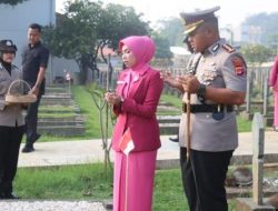 Jelang Hari Bhayangkara, Polresta Tangerang Teladani Semangat Juang dengan Ziarah di Taman Makam Pahlawan