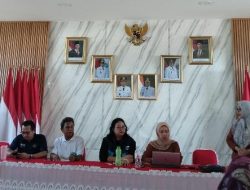 Pemberdayaan Pokdarwis Pulau Kelapa Melalui Pelatihan Kewirausahaan dan Digital Marketing