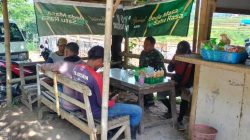 Musim Kemarau, Babinsa Kodim Ponorogo Himbau Warga Agar Waspada Terhadap Kebakaran Hutan