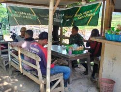Musim Kemarau, Babinsa Kodim Ponorogo Himbau Warga Agar Waspada Terhadap Kebakaran Hutan