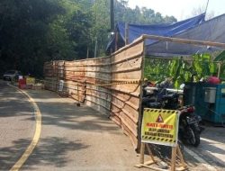 Pengguna Jalan Keluhkan Proyek Penanganan Longsor di Jalan Nasional III, Diduga Langgar UU KIP