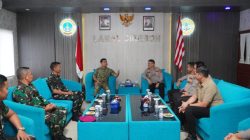 Wujudkan Keamanan yang Kokoh, Kapolres Cirebon Kota dan Komandan Lanal Cirebon Perkuat Soliditas TNI-Polri di Wilayah Cirebon