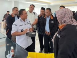 Inovasi Kampus Ubah Sampah Plastik Menjadi Paving Block, Bupati Kuningan Dian Rachmat Yanuar Berikan Dukungan Penuh