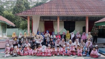 Menanamkan Cinta Ilmu Sejak Langkah Pertama, Bunda PAUD Ciamis Pastikan Masa Pengenalan Sekolah Ramah Anak dan Penuh Kelegaan