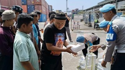 Jumat Berkah Sipropam Polres Pelabuhan Tanjung Priok, Wujud Kepedulian Polri kepada Masyarakat Pelabuhan