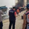 Tiga Kapal Terbakar di Dermaga Kaliadem Muara Angke, Polisi Amankan Lokasi