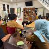 Kanit Binmas dan Bhabinkamtibmas Polsek Plered Jalin Silaturahmi Bersama Warga Desa Cangkring, Ciptakan Situasi Aman dan Kondusif