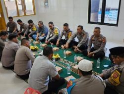 Perkuat Iman dan Kebersamaan Anggota Polsek Weru Laksanakan Yasinan Rutin Kamis Malam Dilanjut Makan Bersama