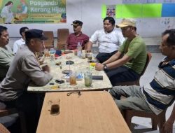 Bhabinkamtibmas Muara Angke Sambangi Sekretariat Rw 22, Perkuat Sinergi dan Sampaikan Imbauan Kamtibmas kepada Warga