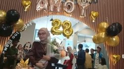 Hermawati Amoy Rayakan Ulang Tahun ke- 28 Bersama Keluarga dan Sahabat di Motiv 8 Coffe & Eatery