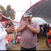 Disambut Dengan Iket Adat, KTH Ciguha River Salurkan Sembako dan Uang untuk Korban Kebakaran Cisolok