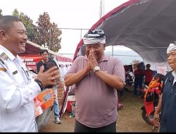 Disambut Dengan Iket Adat, KTH Ciguha River Salurkan Sembako dan Uang untuk Korban Kebakaran Cisolok
