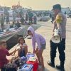 Polsek Kawasan Sunda Kelapa Perkuat Pelayanan dan Pengamanan Wisatawan Kepulauan Seribu di Dermaga Kali Adem