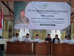 Muhammad Dian Hanafi Teguhkan Langkah For Santri Ciayumajakuning Lewat Pengesahan Surat Keputusan  