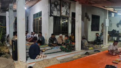 Menjalin Kedekatan dengan Warga, Anggota Satgas TMMD ke-129 Kodim 0620/Kab. Cirebon Ikuti Tahlil Almarhumah sebagai Wujud Sinergi dan Kebersamaan