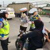Si Caka Turun ke Jalan, Satlantas Polresta Tangerang Edukasi Pengendara di Titik Rawan Kecelakaan
