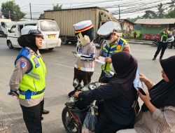 Si Caka Turun ke Jalan, Satlantas Polresta Tangerang Edukasi Pengendara di Titik Rawan Kecelakaan