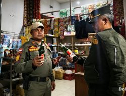 Patroli Polsek Kedokanbunder, Amankan Botol Miras dan Bubarkan Kerumunan Pemuda 