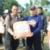 Tanamkan Nilai nilai kepedulian sosial, Siswa SPN Polda Metro Jaya melaksanakan  Bakti Sosial dilingkungan masyarakat  saat Tradisi pengambilan bendera