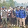 Tinjau Guntung Damar, Menhut Raja Antoni : Pelaku Karhutla Ditindak Tanpa Pandang Bulu