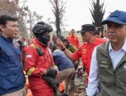 Menhut Raja Antoni Turun Cek Karhutla Gambut Jambi Dekat Hutan Lindung