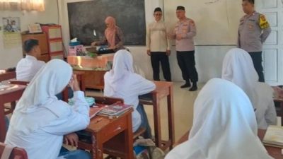 Jaga Jakarta On The Spot, Kapolsek Bekasi Barat Berikan Edukasi kepada Siswa Yayasan I’Tishom Kota Baru