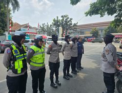 Berikan Rasa Aman Saat Sholat Jum’at, Polwan Polres Lebak Gelar PAM dan Patroli di Masjid Agung Al-A’raaf