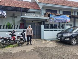 Antisipasi Gangguan Kamtibmas, Polsek Lemahabang Polresta Cirebon Laksanakan Pengamanan Minggu Kasih di GKI Sindanglaut