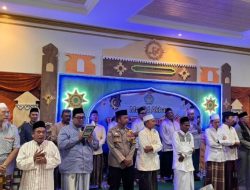 Hadiri Maulid Nabi di Masjid Nurul Fallah, Bhabinkamtibmas Polsek Kedawung Sampaikan Pesan Kamtibmas dan Pencegahan Kebakaran