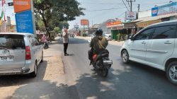 Polsek Ciwaringin Polresta Cirebon Gelar Patroli dan Pengaturan Lalu Lintas, Antisipasi Gangguan Kamtibmas