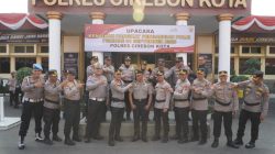 Kapolres Cirebon Kota Apresiasi Pengabdian Dua Personel dalam Upacara Kenaikan Pangkat Pengabdian