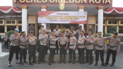 Kapolres Cirebon Kota Apresiasi Pengabdian Dua Personel dalam Upacara Kenaikan Pangkat Pengabdian
