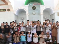 Polres Kuningan Hadir di Tengah Masyarakat Melalui Jumat Curhat di Masjid Jami Baiturohman