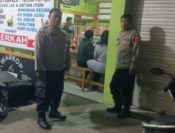 Patroli Dialogis Polsek Kedawung Sapa Warga di Jalan Sultan Ageng Tirtayasa, Hadirkan Rasa Aman