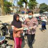 Lindungi Warga dari Abu Vulkanik, Polsek Malingping Polres Lebak Gelar Aksi Bagi Masker