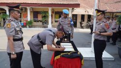 Polres Cirebon Kota Gelar Sertijab Kapolsek Lemahwungkuk dan Pelantikan Kapolsek Mundu: Segarkan Organisasi, Jaga Kesinambungan Tugas