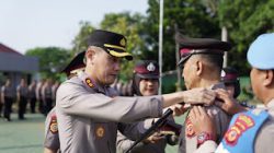 Kapolres Indramayu Pimpin Upacara Korps Rapor, Bhabinkamtibmas Ujang Subagja Naik Pangkat dari Aiptu ke Ipda