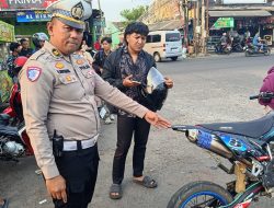 Knalpot Brong Jadi Sasaran Utama, Satlantas Polres Kuningan Tertibkan Puluhan Motor di Dua Lokasi Strategis